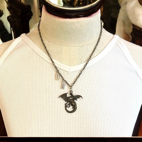 Silver and bronze toned Dungeons and Dragons Pendant Necklace Unique DND 19”long - Picture 4 of 13